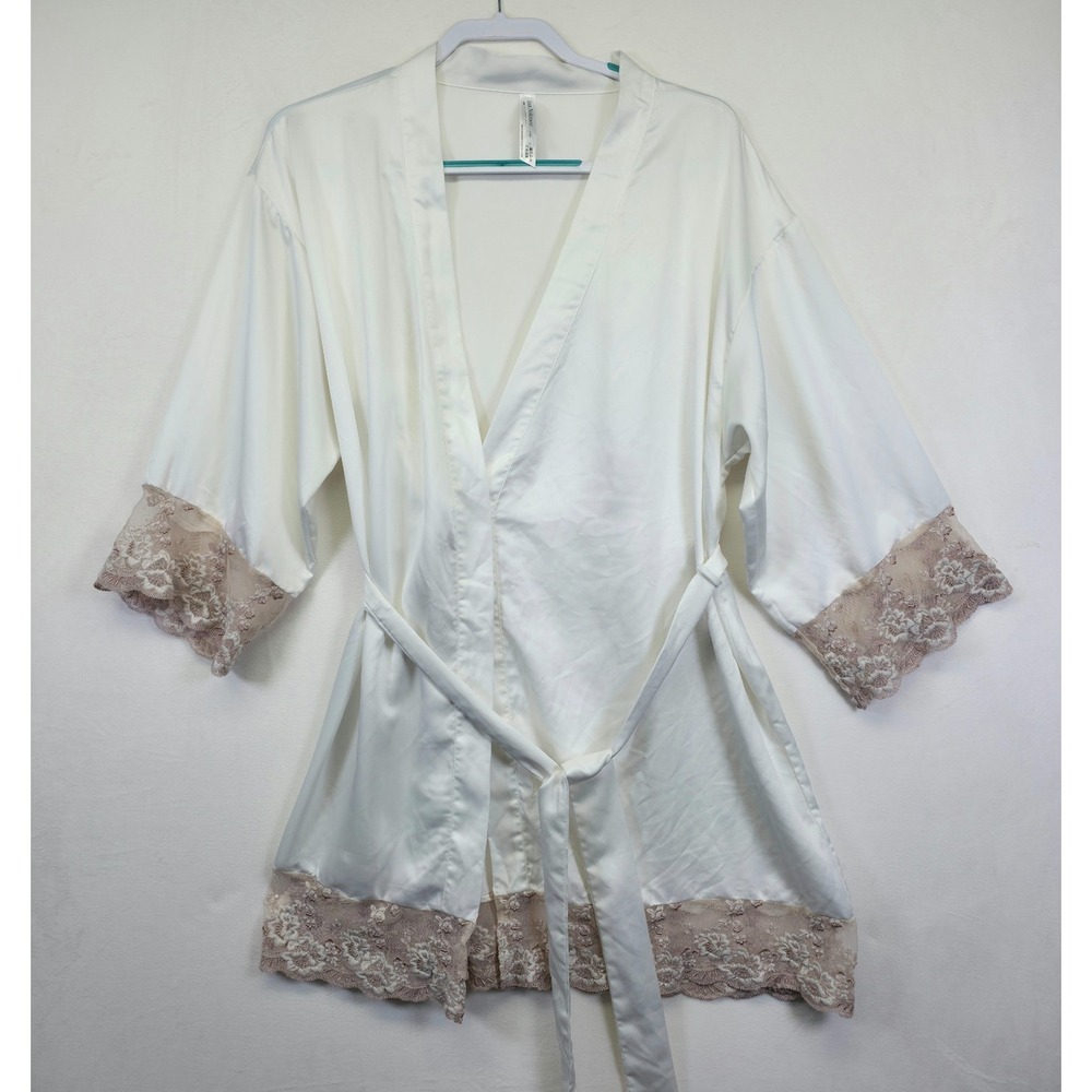 Flora Nikrooz Robe Womens L White Satin Lace Trim Bridal Sleepwear Timeless Chic